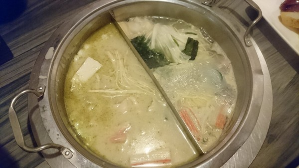 鬥牛士二鍋：高雄(大順店)~鬥牛士二鍋~壽喜燒鍋物~吃到飽餐廳~肉食主義者趕緊來朝聖吧~