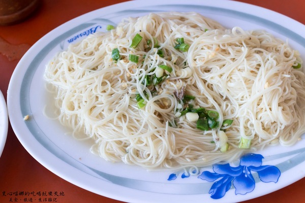 二層坪梅仔雞：台南楠西︱梅嶺賞花、二層坪梅仔雞餐廳　走！追隨春天的腳步拍花去！