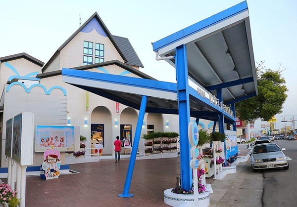 iicake蛋糕毛巾咖啡館:【雲林景點】虎尾iicake雲林蛋糕毛巾咖啡館/動物蛋糕毛巾樂園/地中海希臘風/親子遊樂好去處/毛巾DIY/毛巾美術館/熱氣球拍照/咖啡蛋糕冰淇淋輕食館/拜巾專車