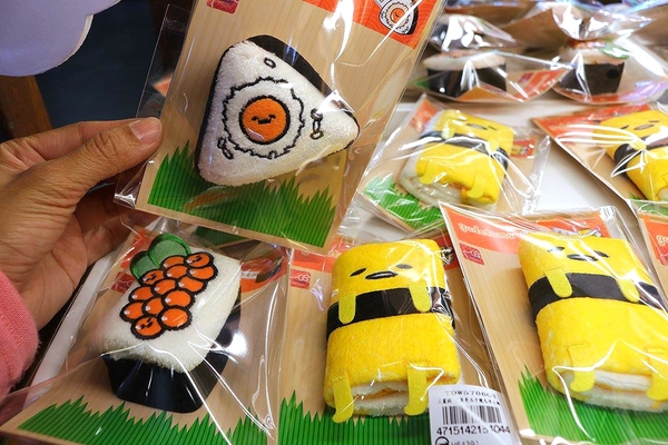 iicake蛋糕毛巾咖啡館:【雲林景點】虎尾iicake雲林蛋糕毛巾咖啡館/動物蛋糕毛巾樂園/地中海希臘風/親子遊樂好去處/毛巾DIY/毛巾美術館/熱氣球拍照/咖啡蛋糕冰淇淋輕食館/拜巾專車