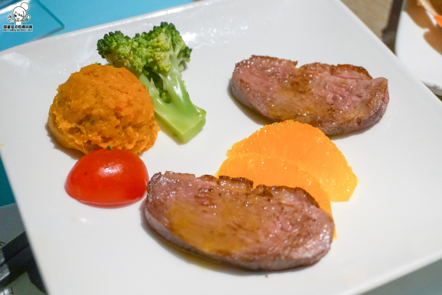 饗食天堂 吃到飽 高雄 大遠百 捷運 聚餐 節慶-08786.jpg