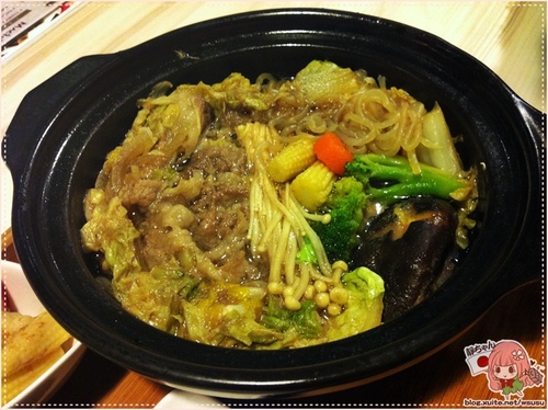 中山區 ❤Machikaka❤ 隱身巷弄中的日式咖啡館。近南京東路捷運站。