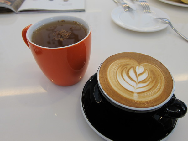 KSL Coffee：高雄鳳山。KSL Coffee。