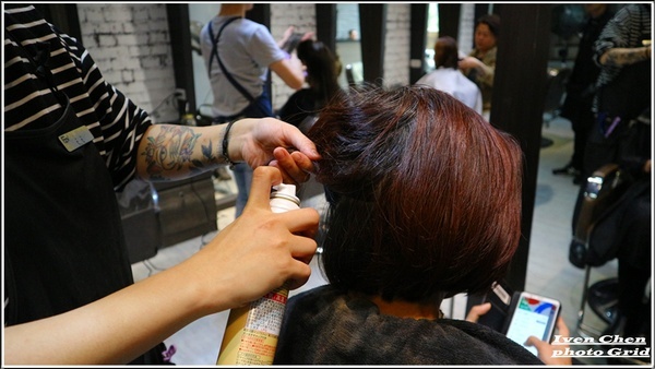 FIN HAIR SALON(總店/一館)： 《中山髮型沙龍》帥氣的小艾設計師專業俐落的抓住客戶的型/再訪時尚專業的『FIN Hair Salon』