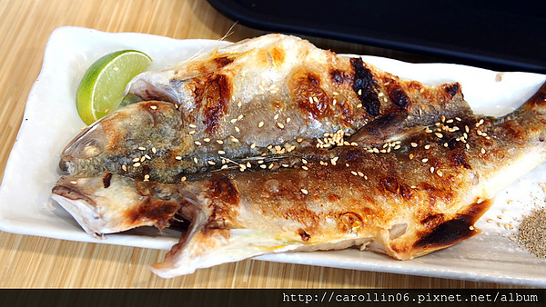 海人刺身丼飯(公館店)：【食記】《海人刺身丼飯專賣店》公館店