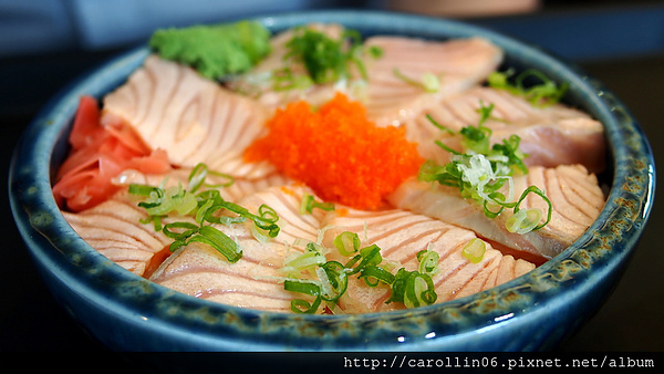 海人刺身丼飯(公館店)：【食記】《海人刺身丼飯專賣店》公館店