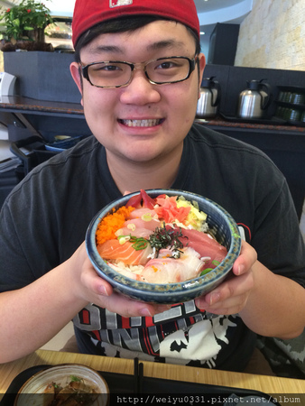 公館夜市美食、台大商圈平價日本料理－新鮮好味道《海人刺身丼飯專賣店》