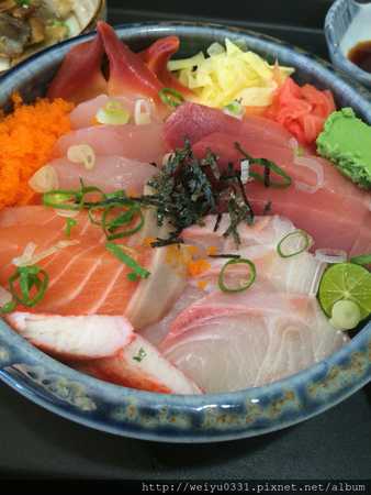公館夜市美食、台大商圈平價日本料理－新鮮好味道《海人刺身丼飯專賣店》