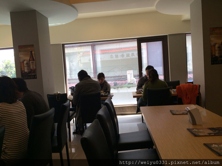 公館夜市美食、台大商圈平價日本料理－新鮮好味道《海人刺身丼飯專賣店》