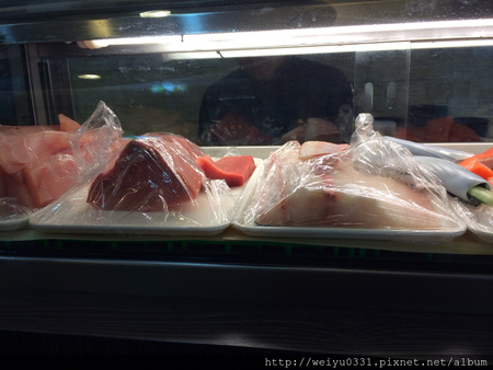 公館夜市美食、台大商圈平價日本料理－新鮮好味道《海人刺身丼飯專賣店》