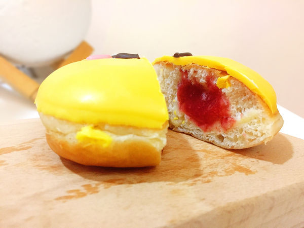 Krispy Kreme 中秋限定甜甜圈。Ｑ萌好兔花生＆芒果月娘。超療癒造型融化～～