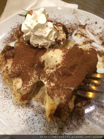 《MR.PAPA WAFFLE&CAFE比利時鬆餅專賣店》－東區下午茶、忠孝敦化人氣餐點