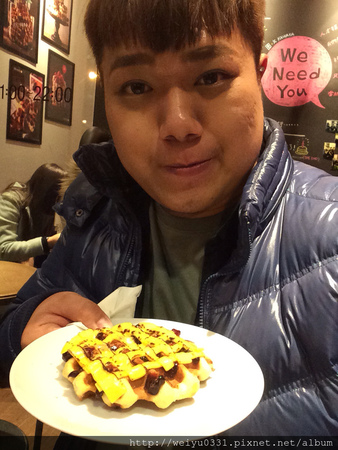 《MR.PAPA WAFFLE&CAFE比利時鬆餅專賣店》－東區下午茶、忠孝敦化人氣餐點