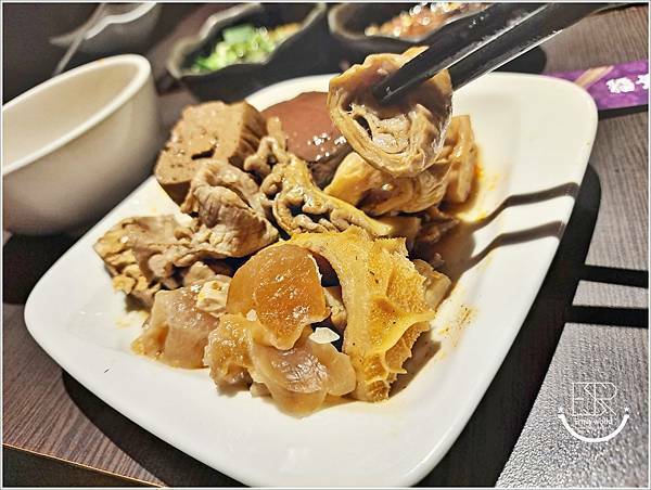 中壢美食 稻葉山城麻辣鍋 (32).jpg