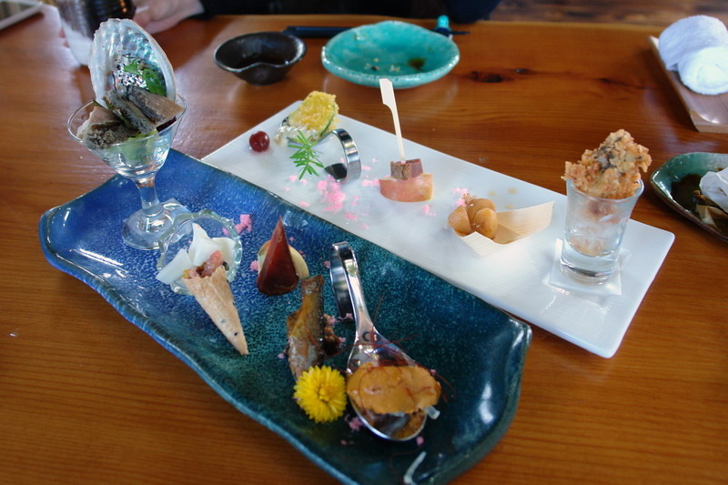 雕之森--埔里的日本料理--秀太大了差很多