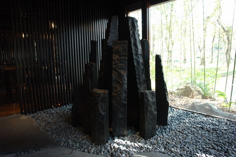 雕之森--埔里的日本料理--秀太大了差很多