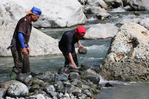 東海岸部落工作假期「一起比西里岸」,走入部落山林野溪徒手抓魚蝦、巴歌浪饗宴、珍重再見
