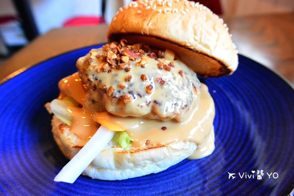 DSC_7022.JPG DSC_7022.JPG