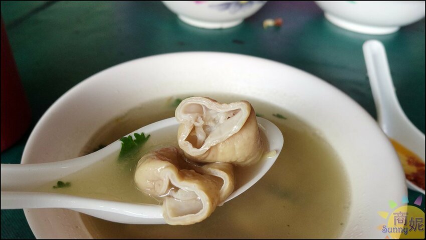 台中傳奇小吃 青海路乾麵你吃過嗎?只賣上午沒有價目表的人氣麵攤-商妮吃喝遊樂