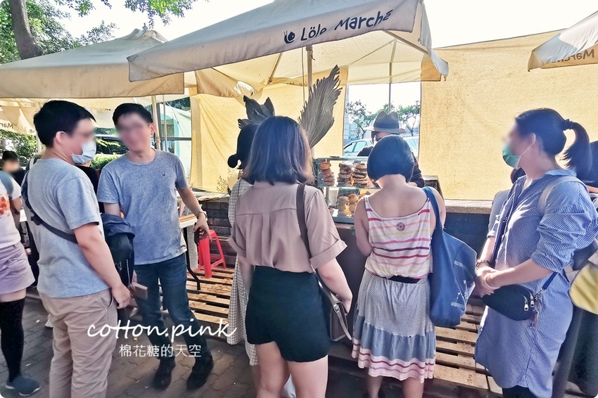 只有一天!台中小蝸牛市集不一樣!這次主角換毛孩~眾奴才們還不快伺候主子著裝出門 只有一天!台中小蝸牛市集不一樣!這次主角換毛孩~眾奴才們還不快伺候主子著裝出門