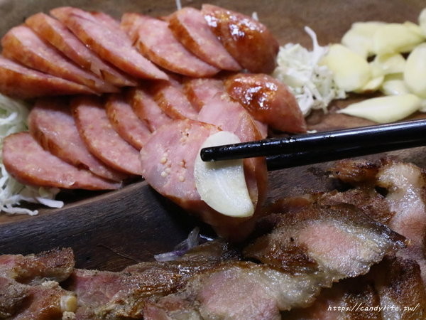 城市部落原住民風味餐廳(台中店):台中美食│城市部落原住民風味餐廳台中店〃隱身在喧嘩都市裡的城市部落,創意特色原住民料理讓你驚喜連連~