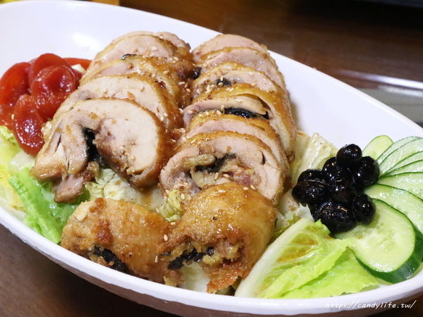 城市部落原住民風味餐廳(台中店):台中美食│城市部落原住民風味餐廳台中店〃隱身在喧嘩都市裡的城市部落,創意特色原住民料理讓你驚喜連連~