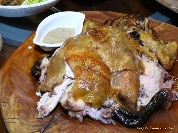 城市部落原住民風味餐廳(台中店):台中美食│城市部落原住民風味餐廳台中店〃隱身在喧嘩都市裡的城市部落,創意特色原住民料理讓你驚喜連連~