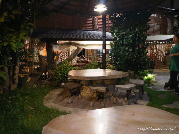 城市部落原住民風味餐廳(台中店):台中美食│城市部落原住民風味餐廳台中店〃隱身在喧嘩都市裡的城市部落,創意特色原住民料理讓你驚喜連連~