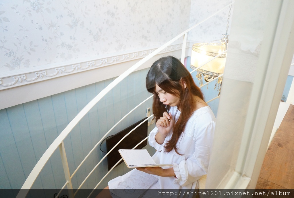 花蓮市民宿推薦 白兔先生.愛麗絲夢幻主題民宿.花蓮特色民宿