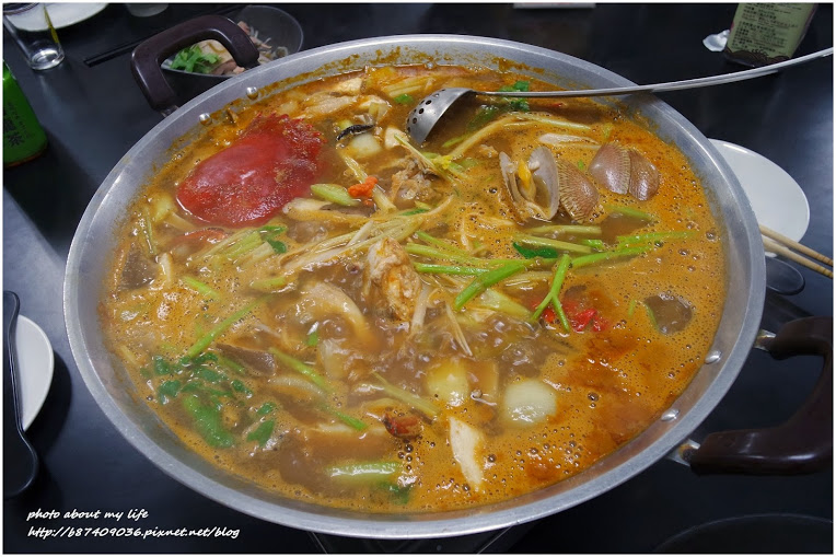 [Food][台北大安] 來自澳門的花甲蟹鍋~黑潮市集