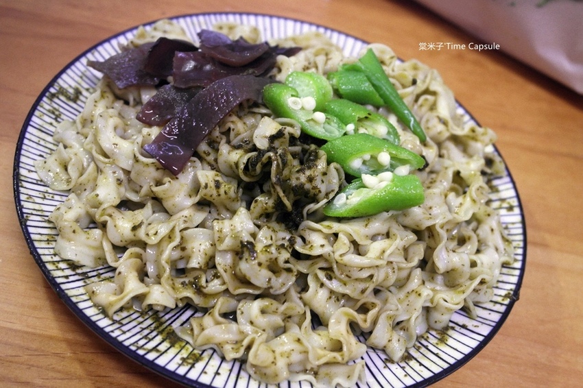 香椿9.jpg 香椿9.jpg