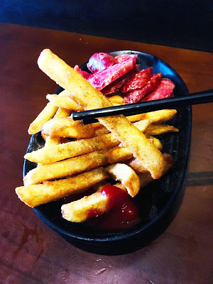 [台北美食] 起家莊雞老闆桶仔雞（長春創始店）｜日式風格串燒居酒屋，當月壽星滿額送桶仔雞！