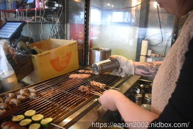 台北桶仔雞推薦 | 雞老闆桶仔雞長春店 當月壽星送桶仔雞（或送烤雞）慶生 沒有壽星，消費也免費請你吃雞 -  就是這樣。吃喝玩樂。愛漂亮部落格 - FashionGuide 華人時尚專業評鑑