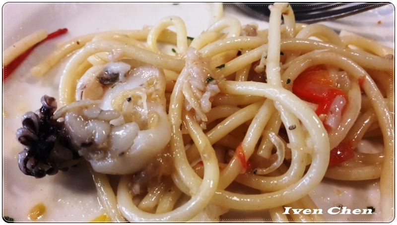 CAMPUS CAFE(南京店)：《捷運南京三民美食》CP值高的人氣爆紅美式輕食餐廳『CAMPUS-CAFE-南京店』-『愛評體驗團』