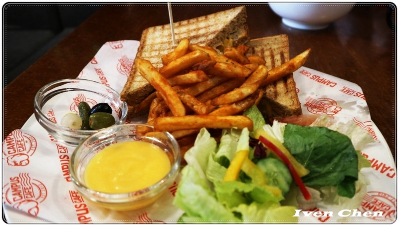 CAMPUS CAFE(南京店)：《捷運南京三民美食》CP值高的人氣爆紅美式輕食餐廳『CAMPUS-CAFE-南京店』-『愛評體驗團』