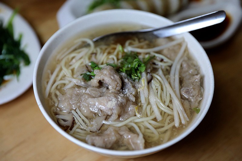 雙連巷仔內大腸煎古早味隱藏版小吃美食赤峰街南京西路74