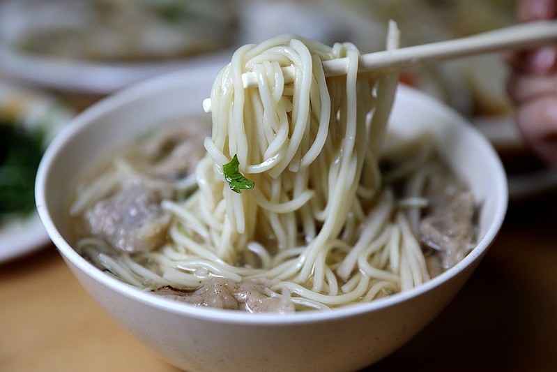 雙連巷仔內大腸煎古早味隱藏版小吃美食赤峰街南京西路83