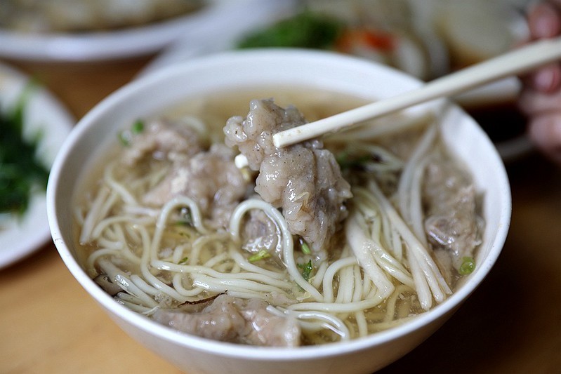 雙連巷仔內大腸煎古早味隱藏版小吃美食赤峰街南京西路80