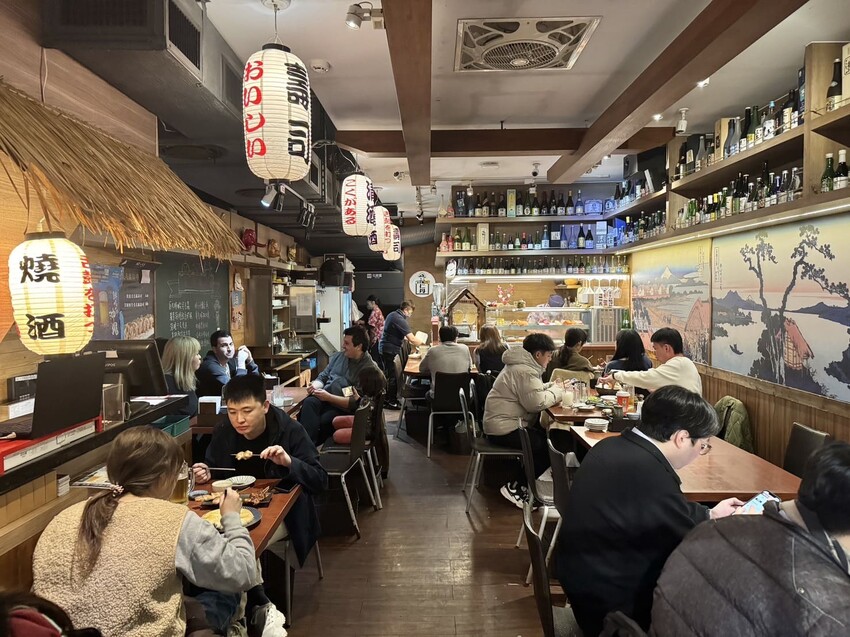 狗一下｜公館商圈高CP值深夜居酒屋。平價串燒菜單超過上百種品項，小資族、學生黨必收 – 艾瑞絲的吃貨日常