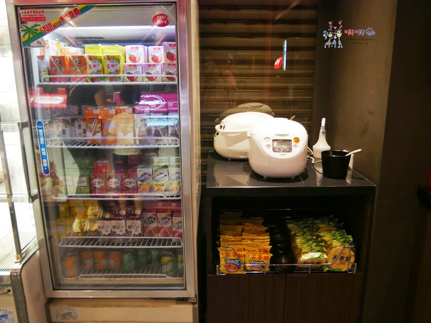 【桃園吃到飽火鍋推薦】699元就可以濕式熟成牛肉、和牛、鮑魚吃到飽~瀑布起司牛奶鍋桌邊服務超好拍啊！ | 哪哪麻