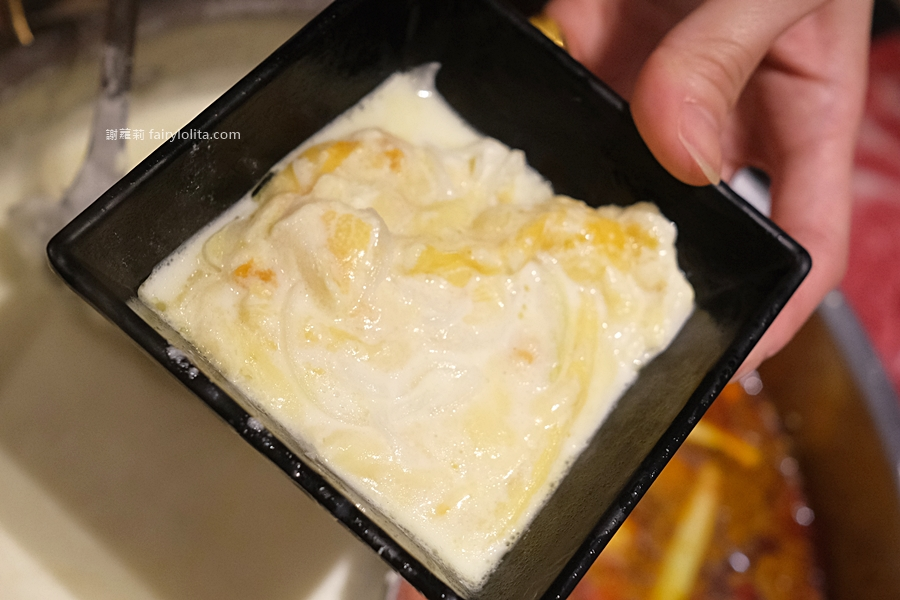 無限和牛吃到飽,將近150種食材打趴一堆火鍋店,滿滿人潮擠到爆!