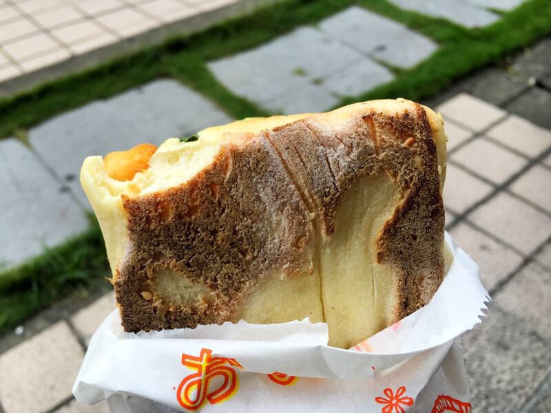 台北劍潭 | 澱粉控的厚餅油條!基河豆漿店 / 老張炭烤燒餅