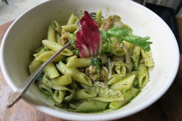 【台中西區】享受草悟道的愜意『hecho做咖啡cafe & restaurant』