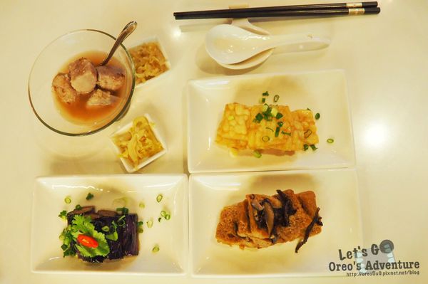 IMG_2579.JPG IMG_2579.JPG