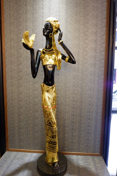 【餐廳】台北・大安區|台北東區・捷運忠孝復興站・使用澳洲頂級花腱、美國腱子心の頂級牛肉麵・搭配紅酒新吃法!天下三絕麵食館