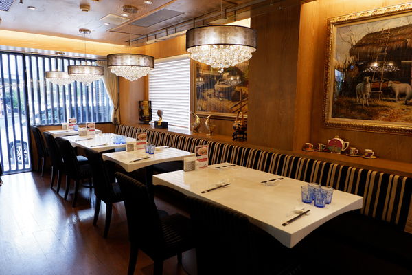 【餐廳】台北・大安區|台北東區・捷運忠孝復興站・使用澳洲頂級花腱、美國腱子心の頂級牛肉麵・搭配紅酒新吃法!天下三絕麵食館