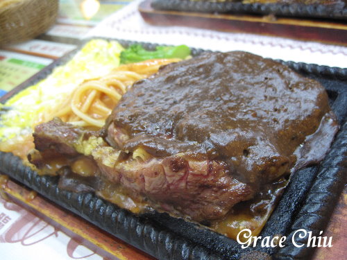 廣州街艋舺牛排館（龍山寺捷運站．華西街夜市週邊）