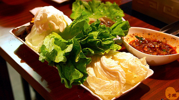 紅門宴：【食記】《紅門宴四川麻辣鴛鴦火鍋》四川媳婦的店