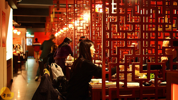 紅門宴：【食記】《紅門宴四川麻辣鴛鴦火鍋》四川媳婦的店