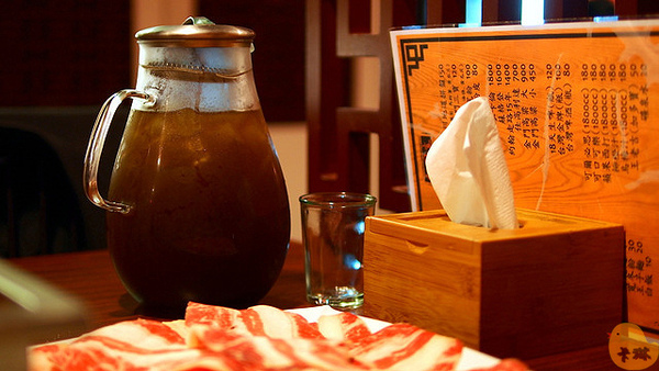 紅門宴：【食記】《紅門宴四川麻辣鴛鴦火鍋》四川媳婦的店